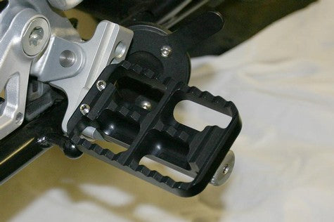 Ilium Big Gripper Peg (BMW R1200GS LC) Adjustable Footpeg kit for your new LC